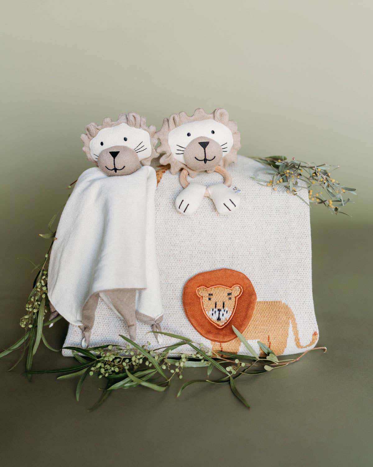 Natural Lion Organic Stuffed Animal Baby Ring Rattle