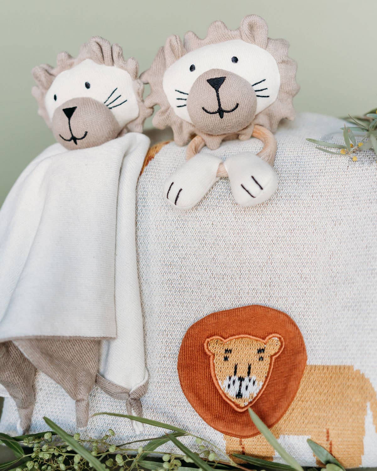 Natural Lion Organic Stuffed Animal Baby Ring Rattle
