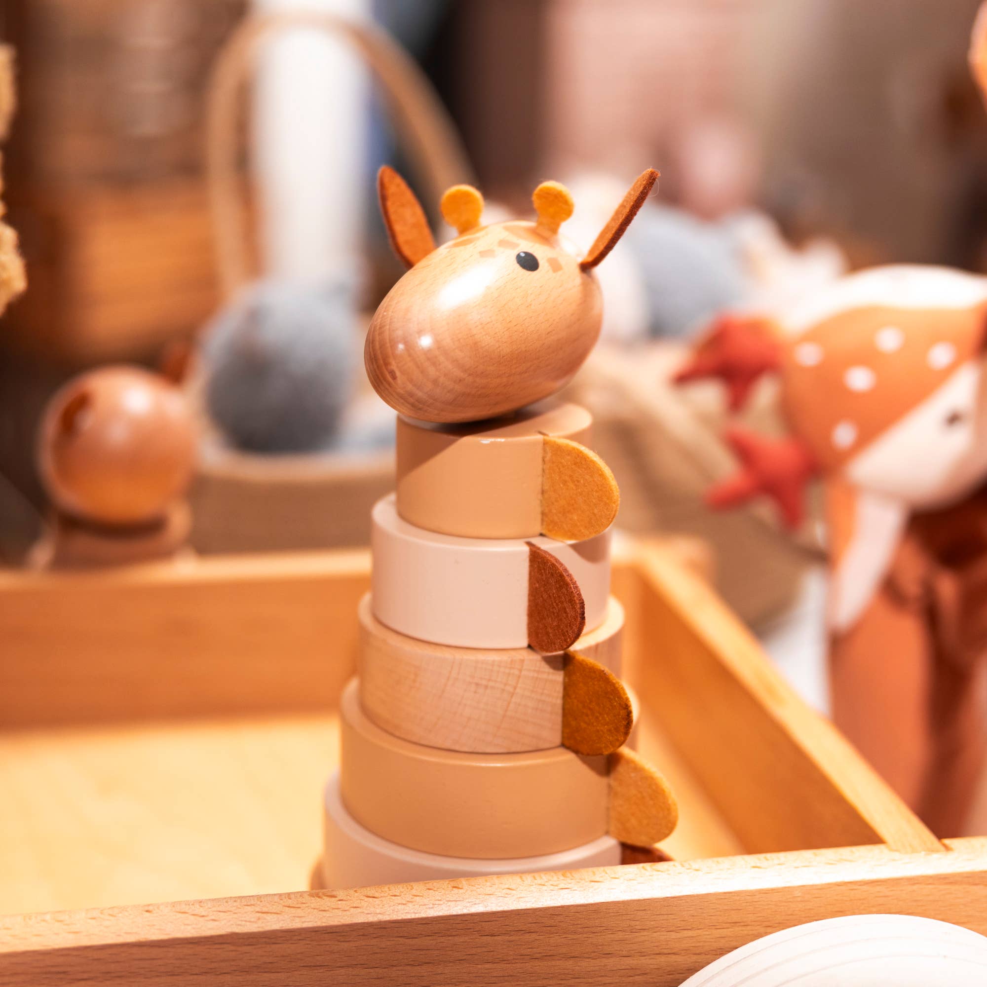 Wooden Pyramid Giraffe Leonie