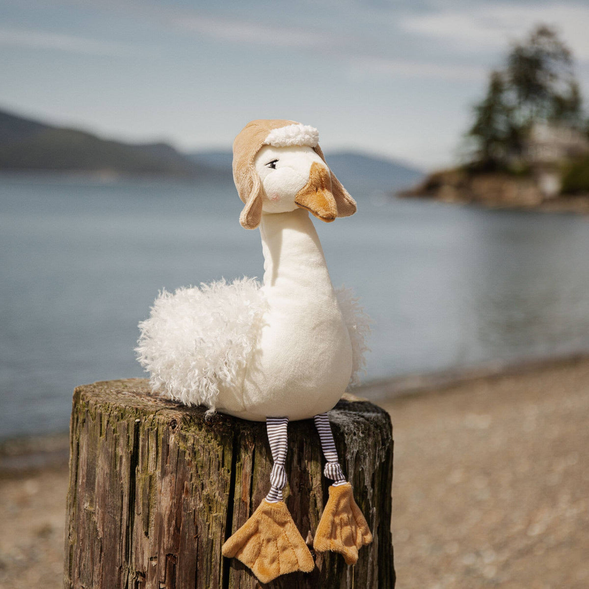 Avery the Aviator Snow Goose