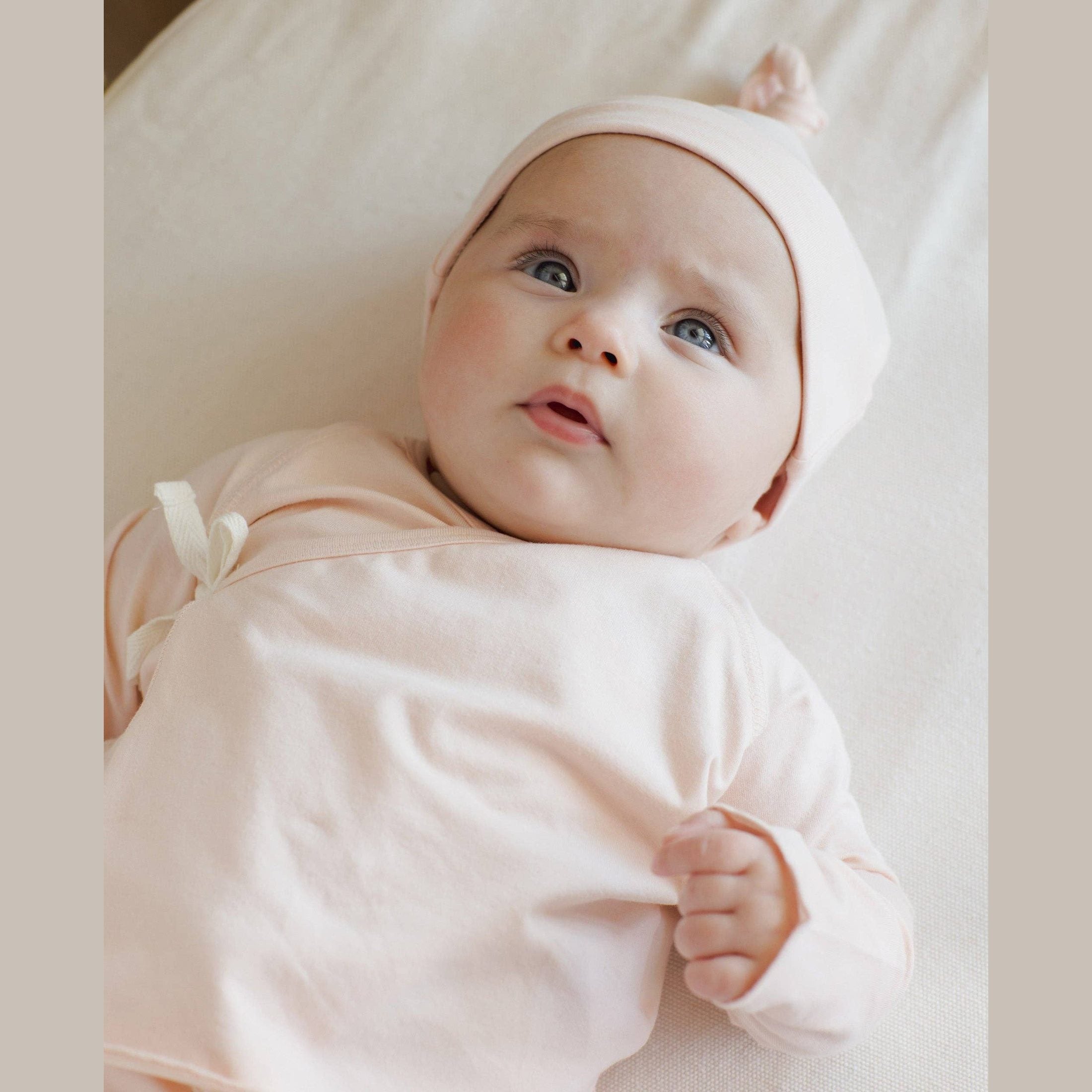 Knotted Baby Hat Petal