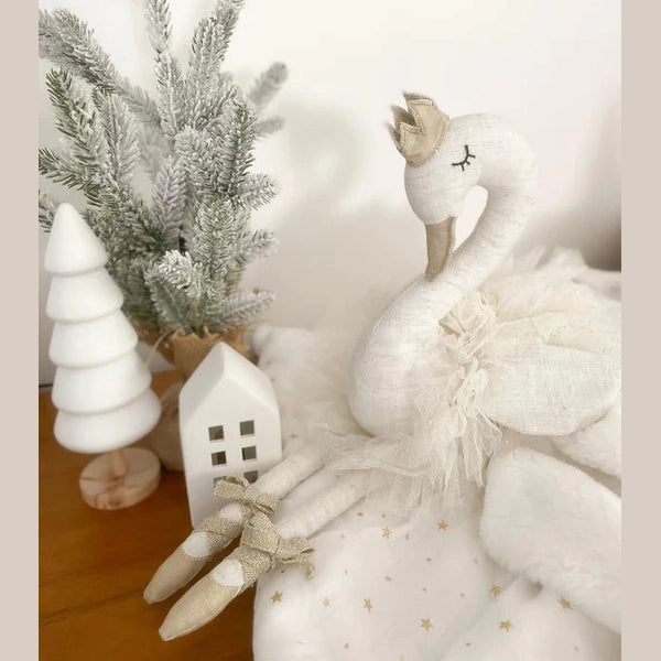 MUÑECA BAILARINA LAYLA CISNE