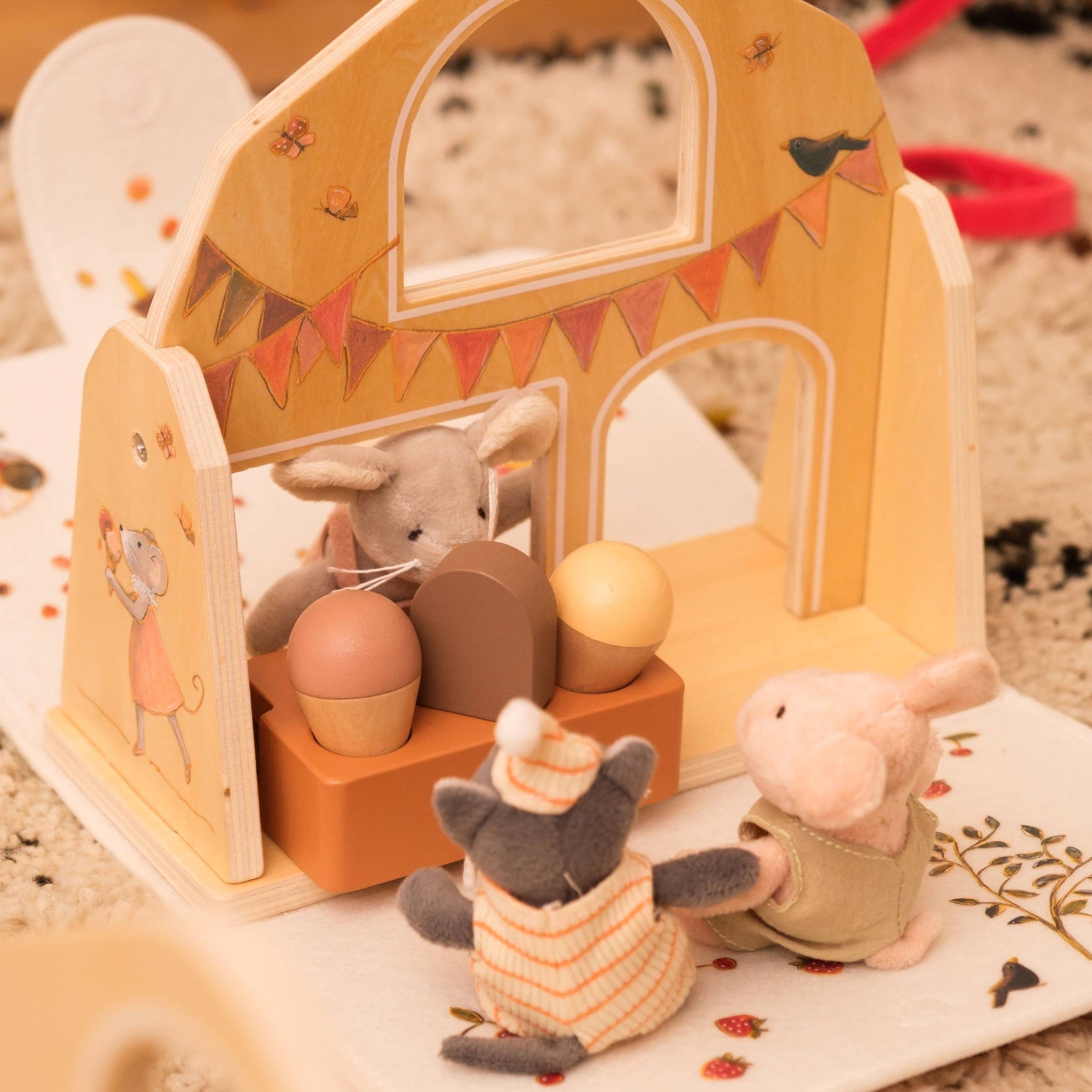 Mini Friends Ice Cream Shop