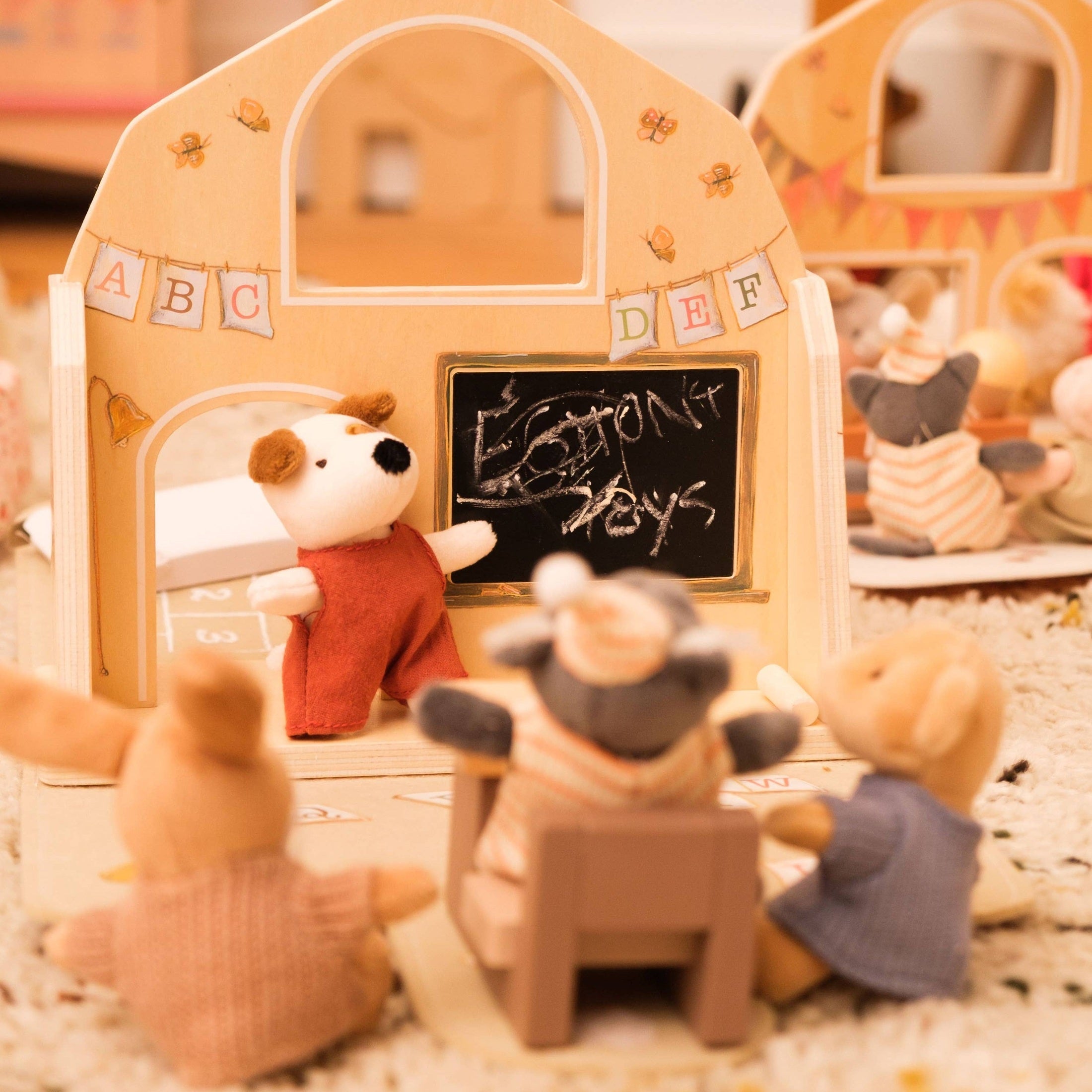Mini Friends School